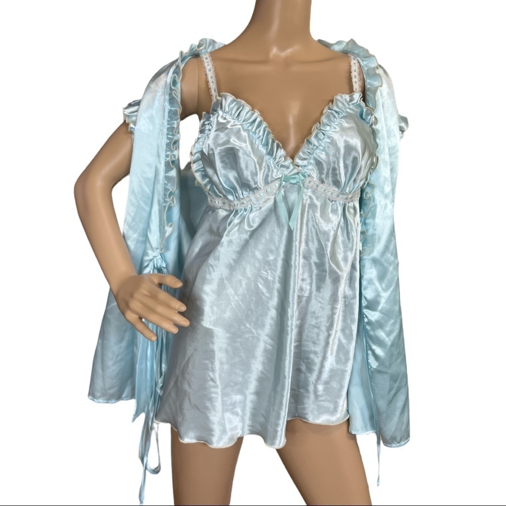 SECRET TREASURES NIGHTGOWN ROBE PAJAMA SET LIGHT BLUE SIZE S‎